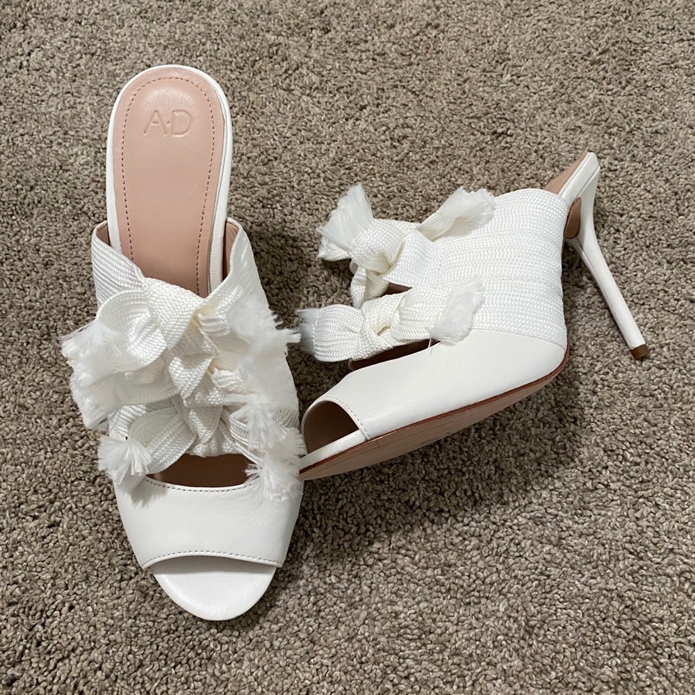 A•D & Daughters White Peeptoe Mules with Bows, 4” heel